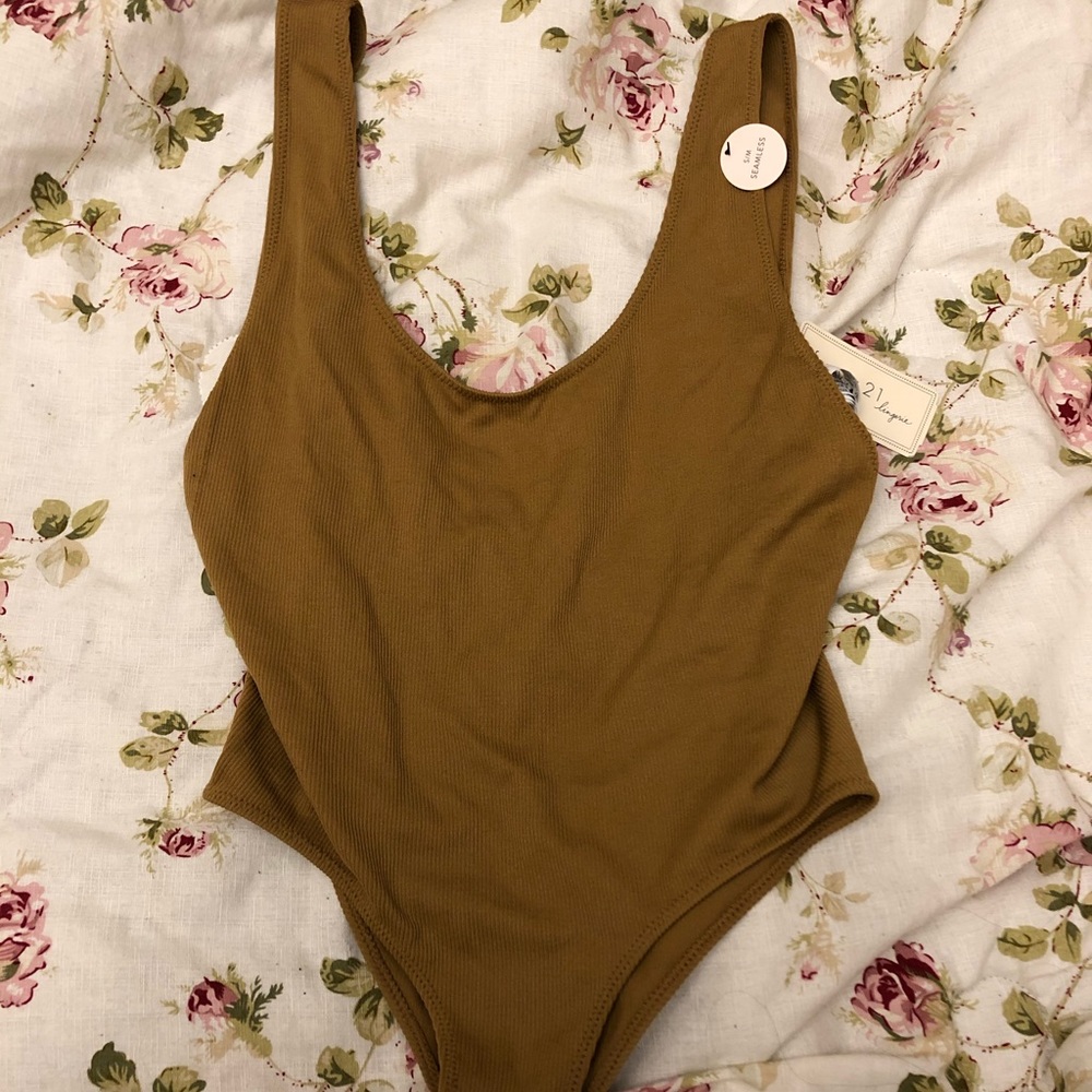 Seamless ribbed open back bodysuit